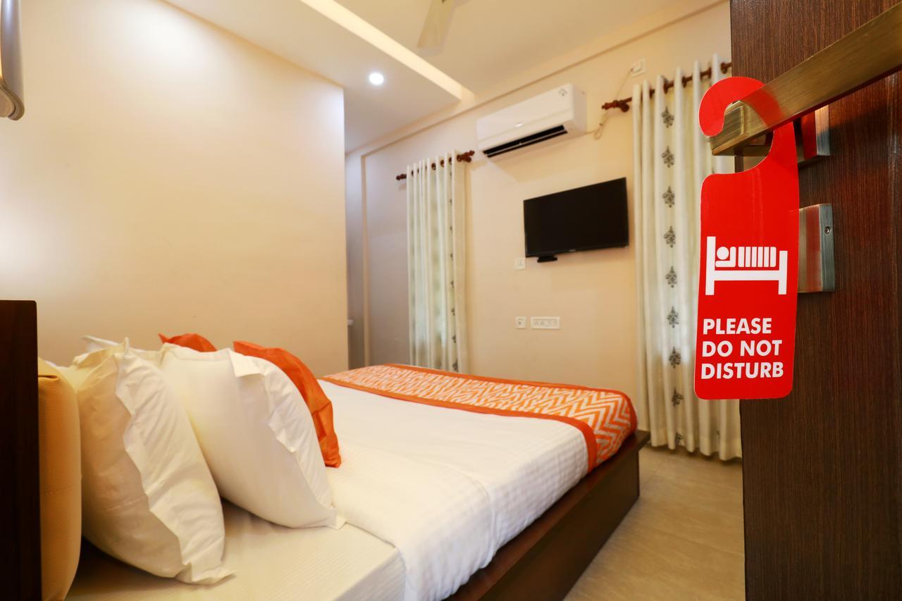 Oyo 6714 Innate Inn Alwaye ภายนอก รูปภาพ