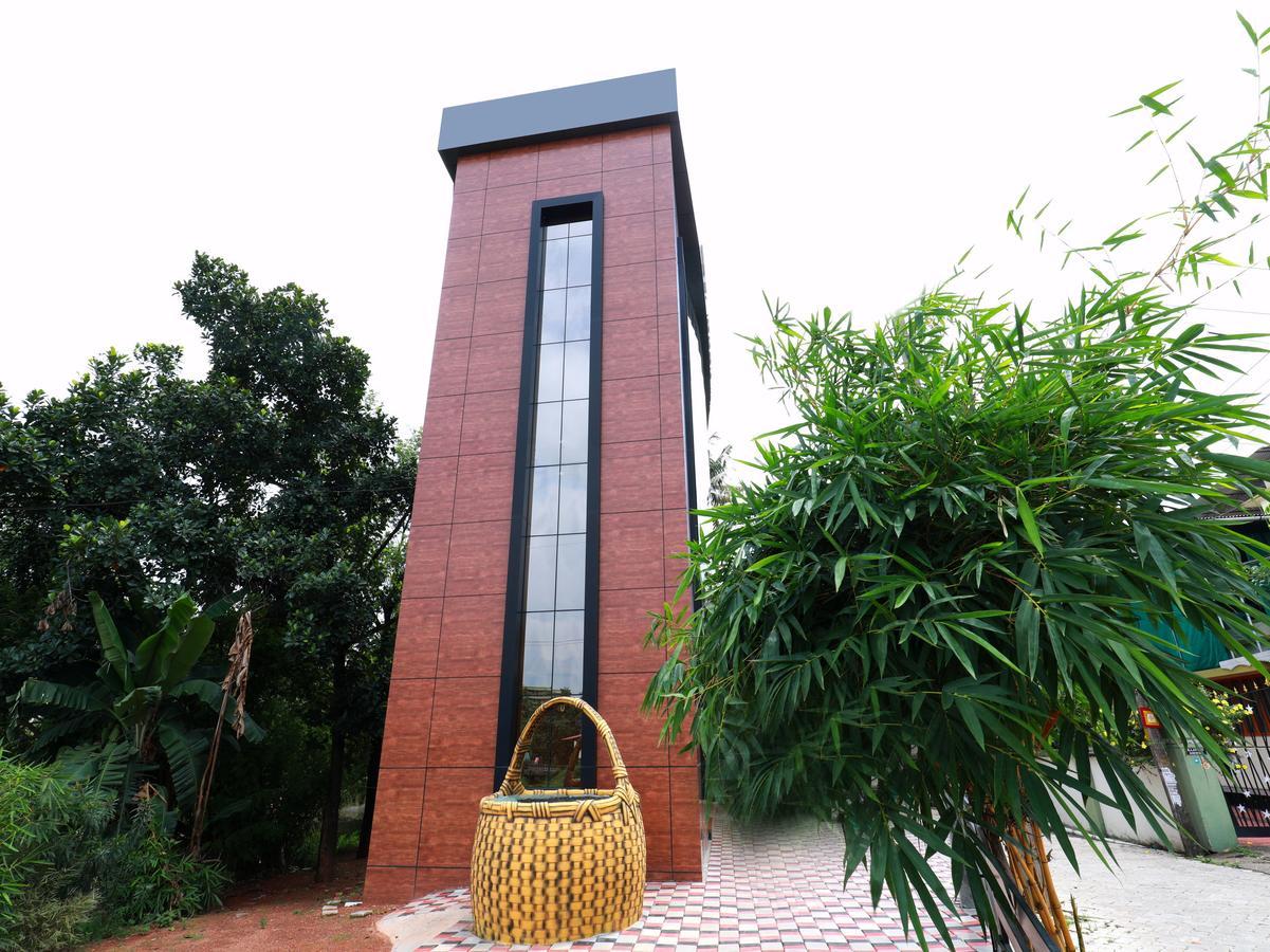 Oyo 6714 Innate Inn Alwaye ภายนอก รูปภาพ