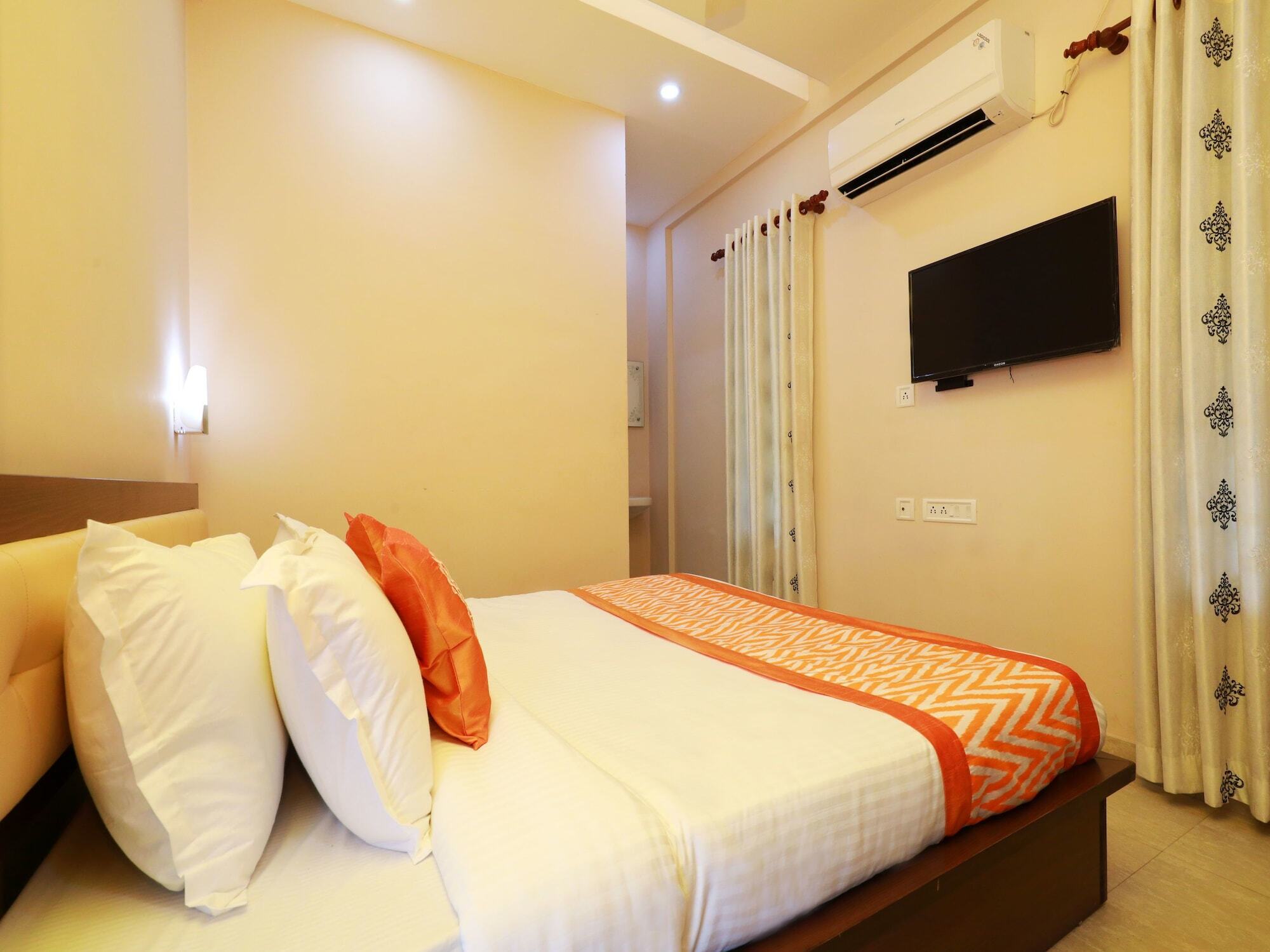 Oyo 6714 Innate Inn Alwaye ภายนอก รูปภาพ